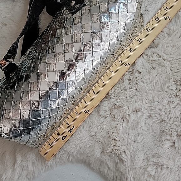 Nahui Ollin Wrapper Bag - Picture 4 of 11